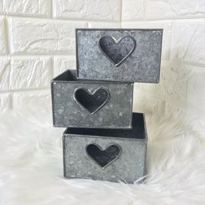 Galvanized Metal Tins